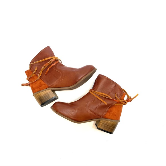Boutique cognac western boots. Sz 6.5 Leather wraps faux leather and sue… - Picture 3 of 14